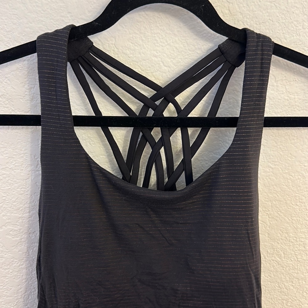Lululemon Wild Tank Size 6